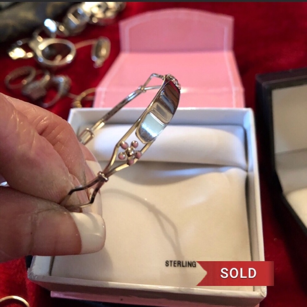 🔴SOLD🔴 Girls sterling silver ID bracelet